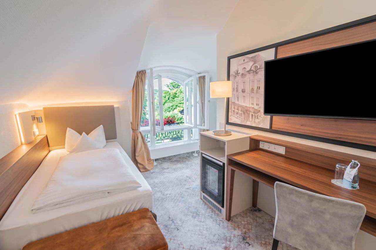 Hotel Villa am Kurpark Bad Homburg vor der Höhe Dış mekan fotoğraf