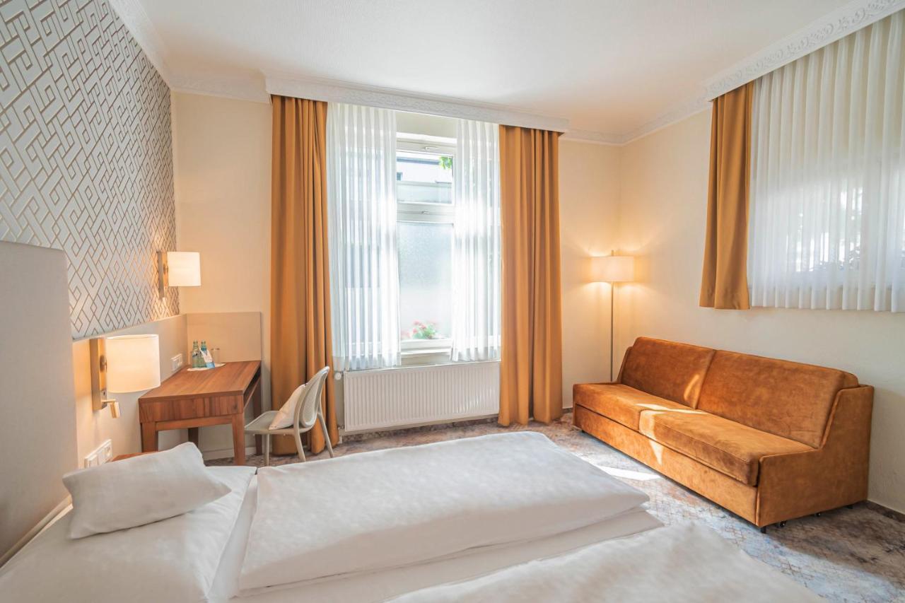 Hotel Villa am Kurpark Bad Homburg vor der Höhe Dış mekan fotoğraf