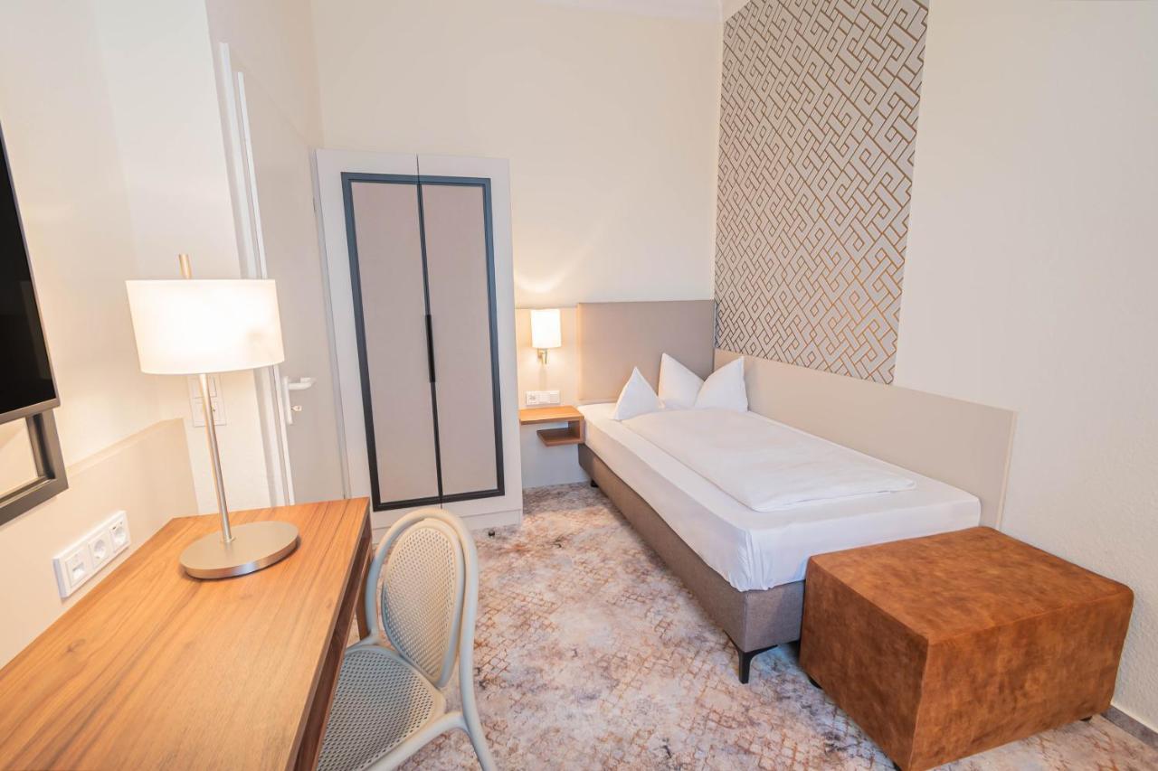 Hotel Villa am Kurpark Bad Homburg vor der Höhe Dış mekan fotoğraf