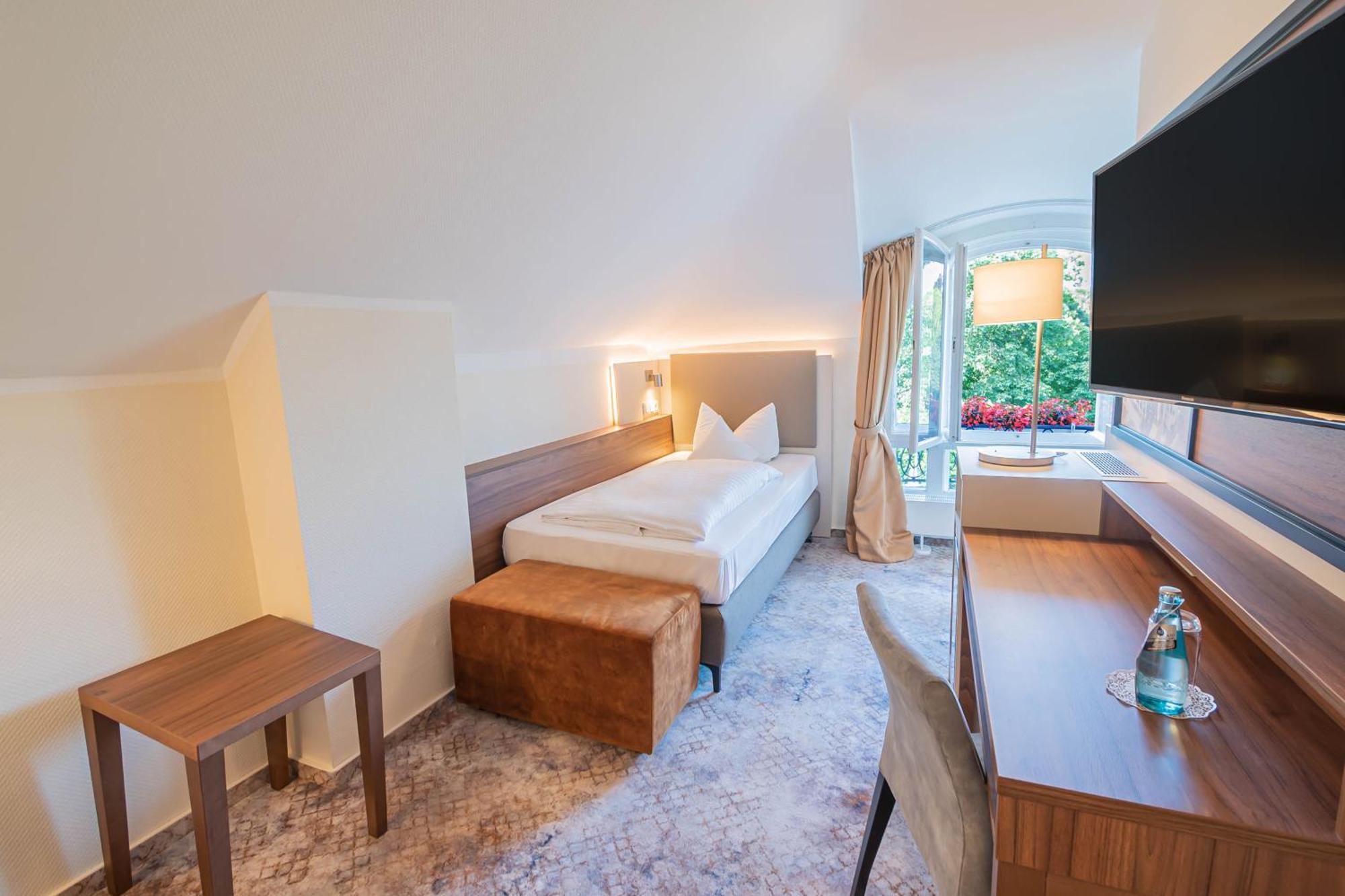 Hotel Villa am Kurpark Bad Homburg vor der Höhe Dış mekan fotoğraf